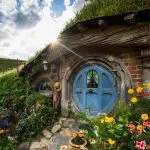 6746c1c289330_3961_hobbiton-movie-set-4