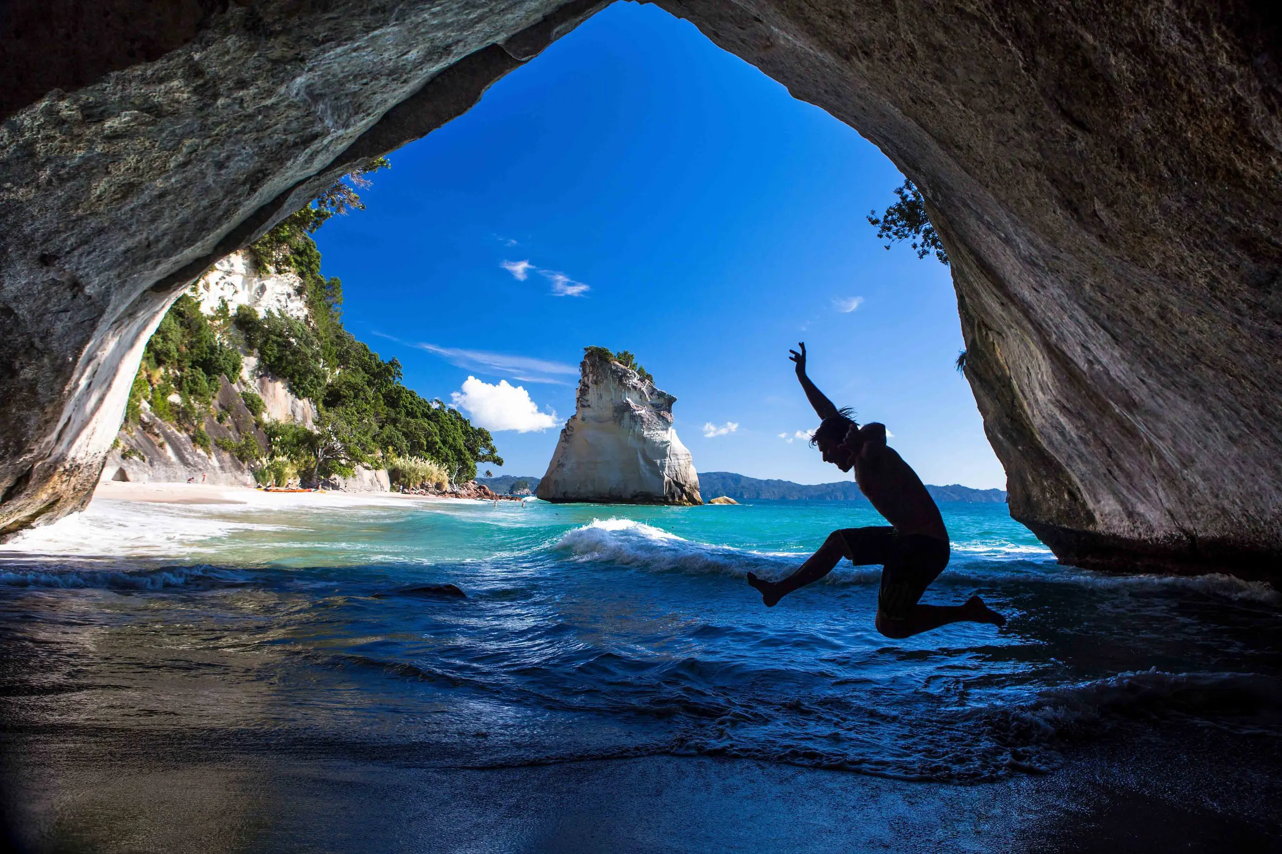 686ca6653339d_131_cathedral-cove-micahnz17121wrightweb-9