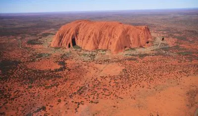 Photo of the rock in Uluru in the red centre