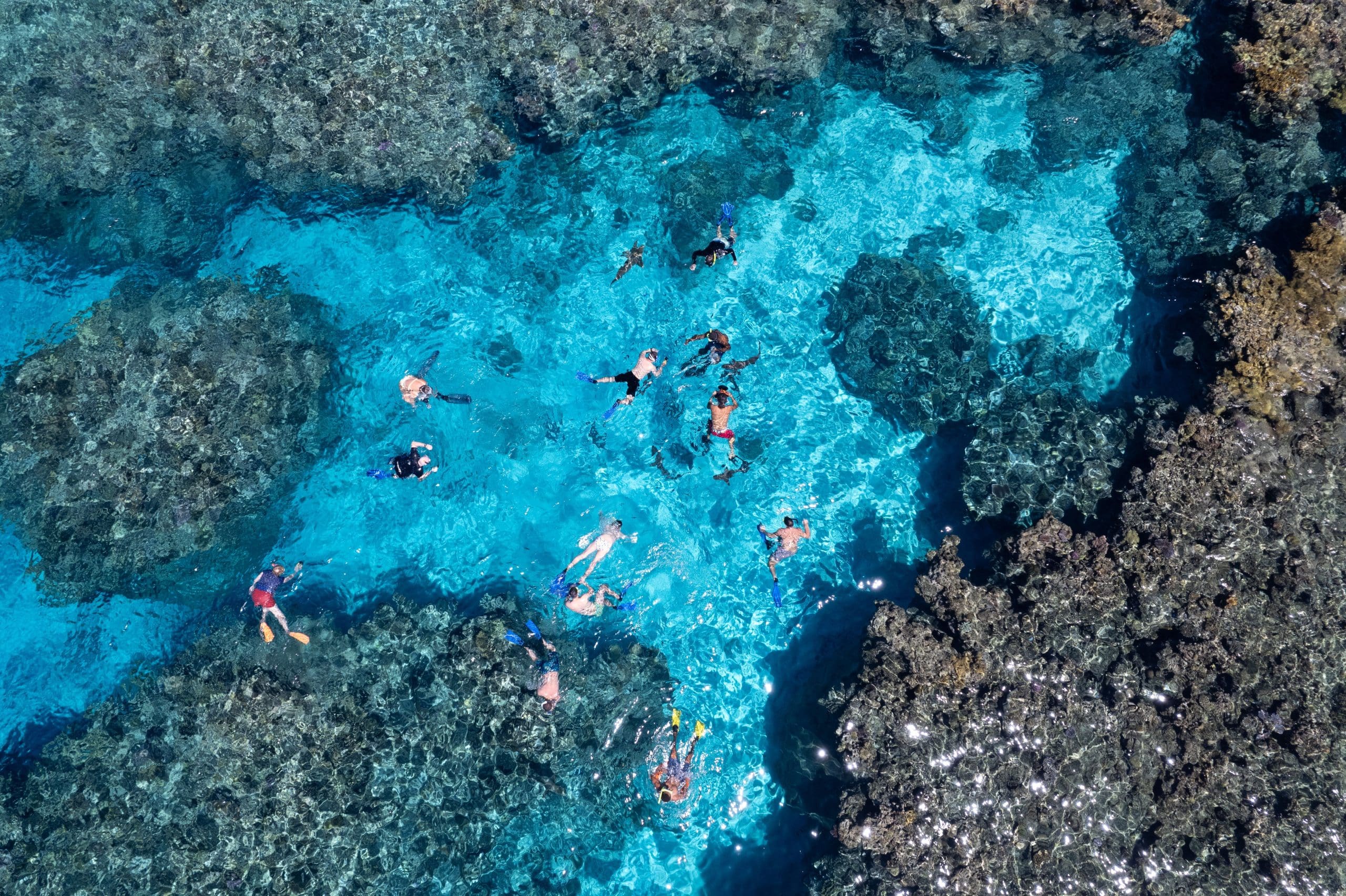 Snorkelling in Fiji with Peterpans Image of people snorkelling in reefs in Fiji
